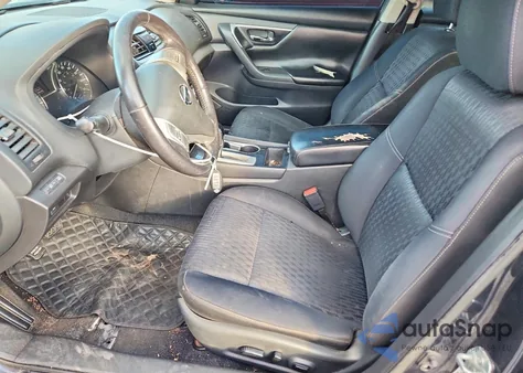 2018 Nissan Altima 2.5 z USA, uszkodzony, nr VIN 1N4AL3AP7JC130162